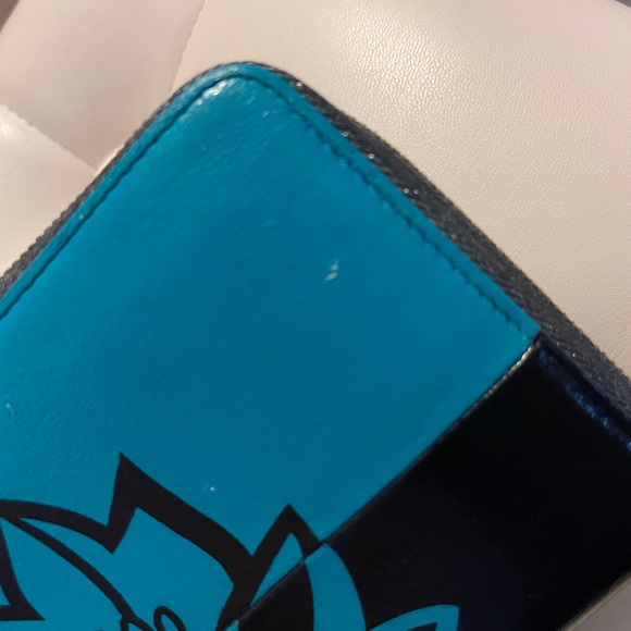 CELINE Long Leather Zippy Wallet in Turquoise and Black - Picture 6 of 8